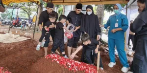 Rizal Armada Ungkap Penyebab Putrinya Meninggal Dunia, Bukan Karena Penyakit