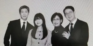 RM BTS Unggah Foto Keluarga Penuh Kehangatan di Instagram Story, Perpaduan Visualnya Disorot