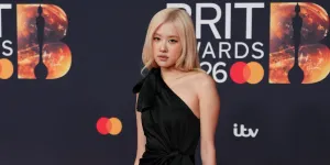 Rose BLACKPINK jadi Artis K-Pop Pertama Menang di BRIT Awards 2026