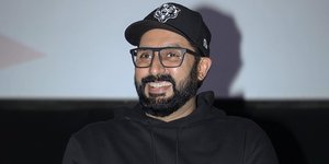 Rumor Perceraiannya dengan Aishwarya Rai Tak Kunjung Reda, Abhishek Bachchan Bicara Soal Energi Negatif