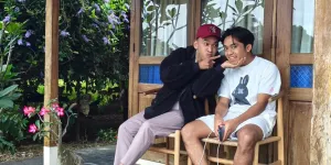 Sederet Cara Betrand Peto Bangunin Ruben Sahur, dari Cosplay Jadi Maling - Superman