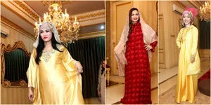 Sederet Selebriti Jadi Model Koleksi Kaftan Amy Atmanto