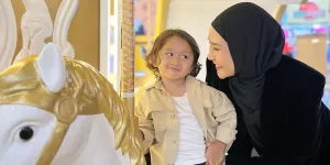 Sempat Akan Digugurkan, Ini 8 Potret Bhaj Kama Anak Bungsu Zaskia Adya Mecca yang Kini Berusia 2 Tahun