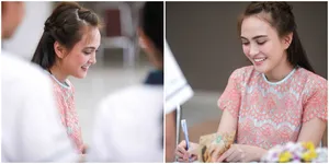 Senyum Menawan Shandy Aulia di Acara Booksigning Miliknya