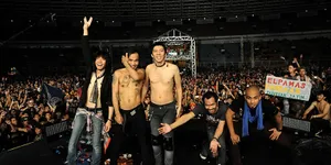 Serunya Konser 30 Tahun Slank Ft Gita Wirjawan