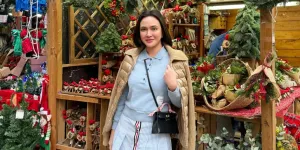 Shandy Aulia Liburan di Barcelona, Pesona Wanita Kepala Empat