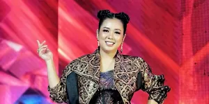 Soimah Berbunga-bunga Karena Valen dan Arbil di Panggung D'Academy 7