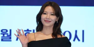 Sooyoung SNSD Tentang Hubungan Tiffany dan Byun Yohan: Sangat Bahagia