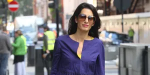 Style Ini Yang Bikin George Clooney Jatuh Cinta Pada Amal Clooney