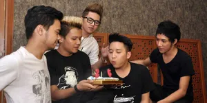 Suasana Seru Ulang Tahun Rangga SMASH ke-26