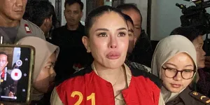 Tangis Haru Nikita Mirzani Usai Bacakan Duplik, Berharap Hakim Bijaksana