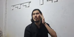 Tangis Pecah Virzha di TPU Jombang, Antar Sang Ayah ke Liang Lahat