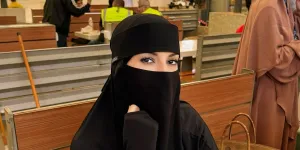 Tasya Farasya Pakai Cadar atau Tanpa Makeup Tetap Cantik Saat Umrah
