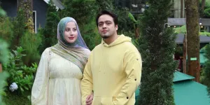 Tasyi Athasyia Pulang dari China, Quality Time Keluarga di Bandung