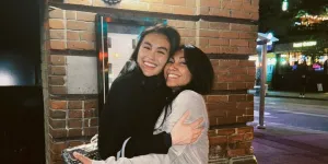 Potret Anggun C Sasmi Pamer Pelukan Bareng Agnez Mo, Sama-Sama Main di REACHER SEASON 4 Jadi Ibu dan Anak