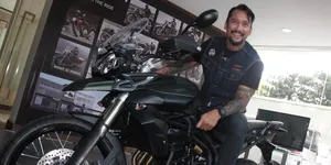 Tora Sudiro dan Kecintaannya Yang Besar Terhadap Motor