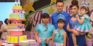 Ultah Anak Andhika - Ussy Bertema Taylor Swift dan Ariana Grande
