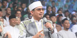 Ustaz Solmed Beri Ultimatum Akun Penyebar Fitnah, Geram Nama Baiknya Dicemarkan
