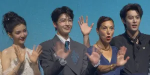 Yang Yang, Wang Hedi dan Zhang Ruonan Satu Frame, Visual Luar Biasa