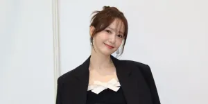  Yoona Tampil Cantik dalam Foto Lunar New Year yang Dibagikannya