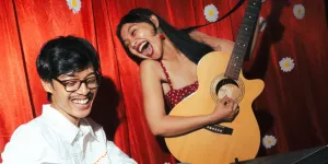 Youtuber Aulion Lamar Kekasihnya, Tangan Bergetar Saat Sematkan Cincin