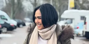 Yuni Shara Liburan Berdua Saja dengan Putra Sulungnya