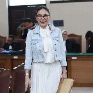 Pesan Menohok Nikita Mirzani untuk Vadel Badjideh di Penjara
