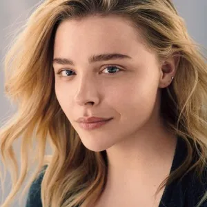 Profil Chloe Grace Moretz, Artis Cantik yang Menikahi Pacar Perempuannya