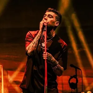 Zayn Malik hčerko Khai peljal na koncert BLACKPINK v New Yorku