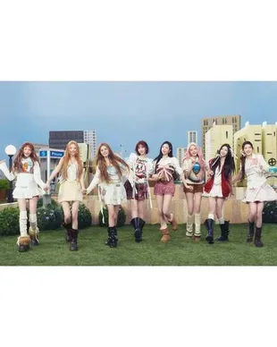 10 Potret Member Hearts2Hearts di Teaser Comeback RUDE!