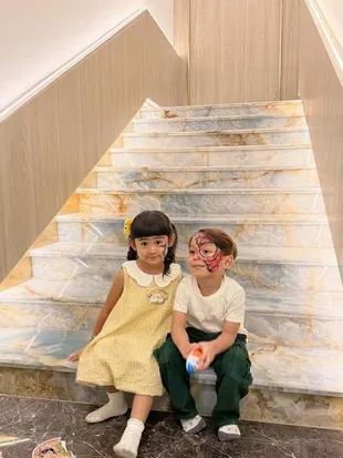 7 Potret Anak Ria Ricis dan Anak Lesti yang Gemesin, Foto - Main Bareng