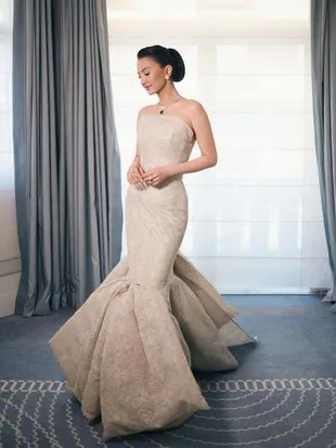 7 Potret Cantik Raline Shah di Cannes Film Festival, Tampil Glamour dengan Kalung Berlian