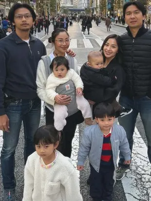 7 Potret Nikita Willy Berbagi Keseruan di Jepang, Makan Main Makan Main