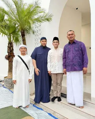 7 Potret Open House di Rumah Ivan Gunawan, Dihadiri Iis Dahlia hingga Yuni Shara