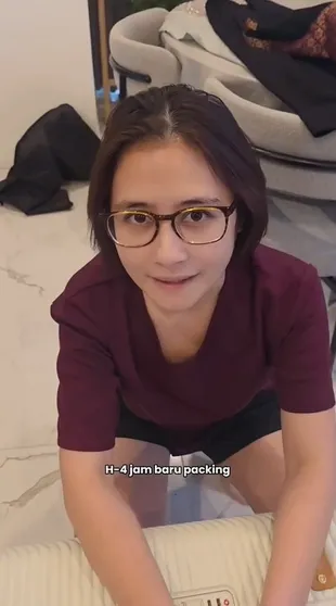 7 Potret Persiapan Prilly Latuconsina Sebelum Berangkat ke Cannes Film Festival, Packing Sambil Meeting