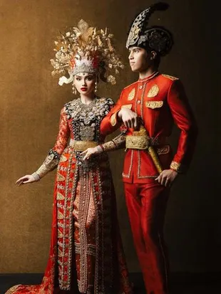 7 Potret Prewedding Terbaru Syifa Hadju dan El Rumi, Serasi dalam Balutan Busana Adat Gorontalo