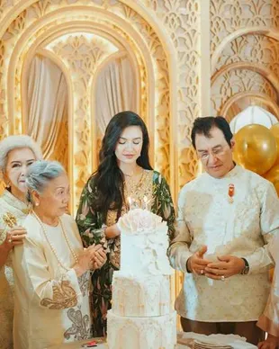 7 Potret Ulang Tahun Raline Shah, Dirayakan di Medan bersama Keluarga 