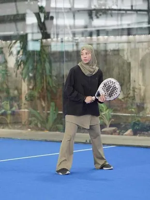8 Potret Natasha Rizky Tanding Padel, Gak Juara tapi MVP