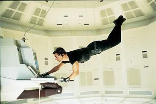 8 Potret Semua Aksi Gila Tom Cruise di 'MISSION: IMPOSSIBLE Ternyata Bisa Dilakukan, Tanpa Stuntman