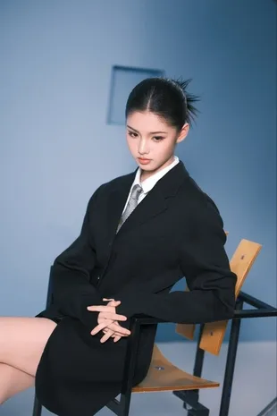 Ai Mi Dikritik Fans Internasional Soal Selisih Usia, Penggemar Lokal Soroti Ujian Kuliah