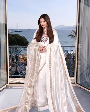 Aishwarya Rai Jadi Aktris Terkaya Kedua di Bollywood, Hartanya 1,7 Triliun
