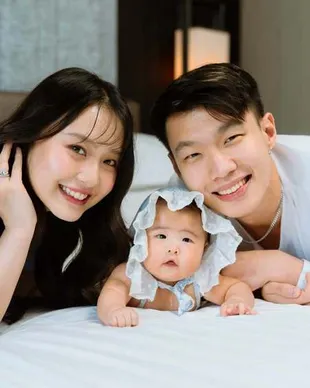 Akhirnya Wajahnya Diungkap, Anak Vior dan Vincent Kosasih Kini Genap 4 Bulan