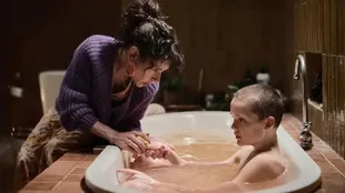 Alasan Kamu Harus Nonton BRING HER BACK yang Digadang-Gadang Jadi Film Horror Terbaik 2025