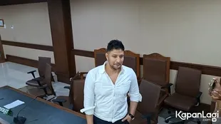 Ammar Zoni Bacakan Pledoi, Akui Bersalah - Sebut Bakal Jadi Kasus Terakhir