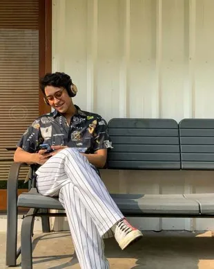 Ardhito Pramono Jadi Koas Katrok di 'Gudang Merica', Rela Ubah Rambut Belah Tengah!