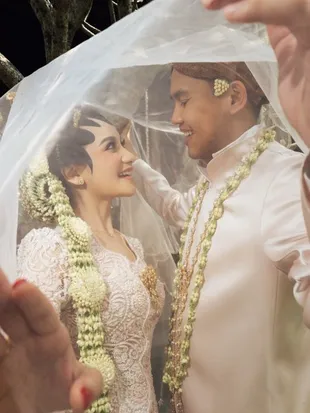 Audinna Resmi Menikah dengan Cinta Pertamanya, 10 Tahun Terpisah Berakhir di Pelaminan
