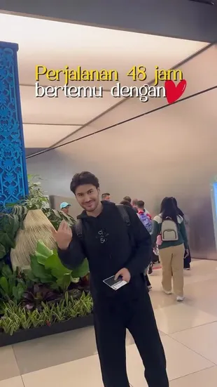 Bara Valentino Ziarah ke Makam Ayah di Afghanistan, Tempuh Perjalanan 48 Jam