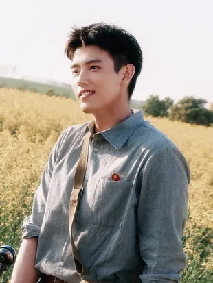 Chen Feiyu Sebagai Fang Muyang, Ngejadul Banget di 'Love Story in The 1970s'