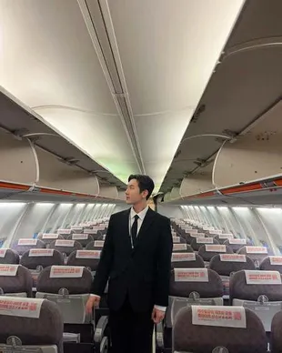 Choi Eunsu Eks MYTEEN Ungkap Karier Baru Jadi Awak Kabin di Jeju Air, Mengaku Kini Bahagia 