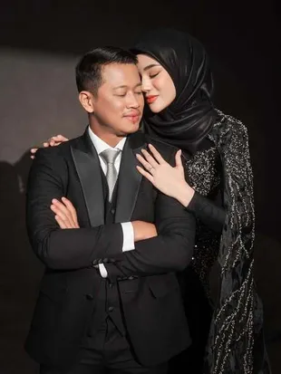 Clara Shinta Digugat Rp 10,7 Miliar Oleh Selingkuhan Suami